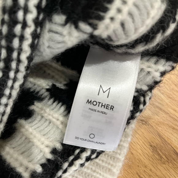 Mother The Itsy Crop Jumper in River Marked pattern, Alpaca and Wool Blend. - Picture 6 of 10